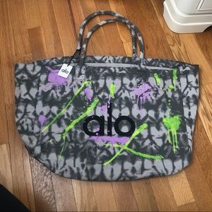 Alo Yoga Tie Dye shopper bag